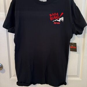 Soprano‎ Black Tee with Red Graphic